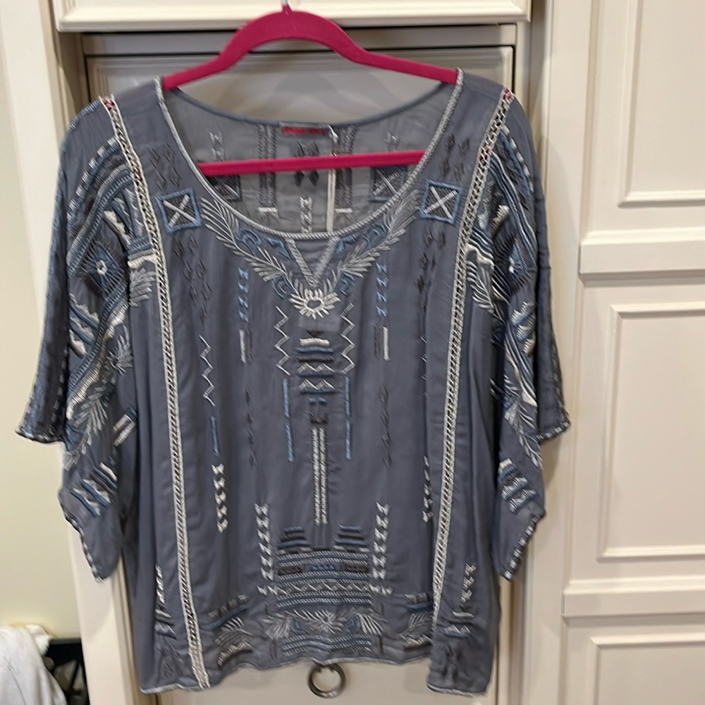 Johnny Was short sleeve blouse gray size XL